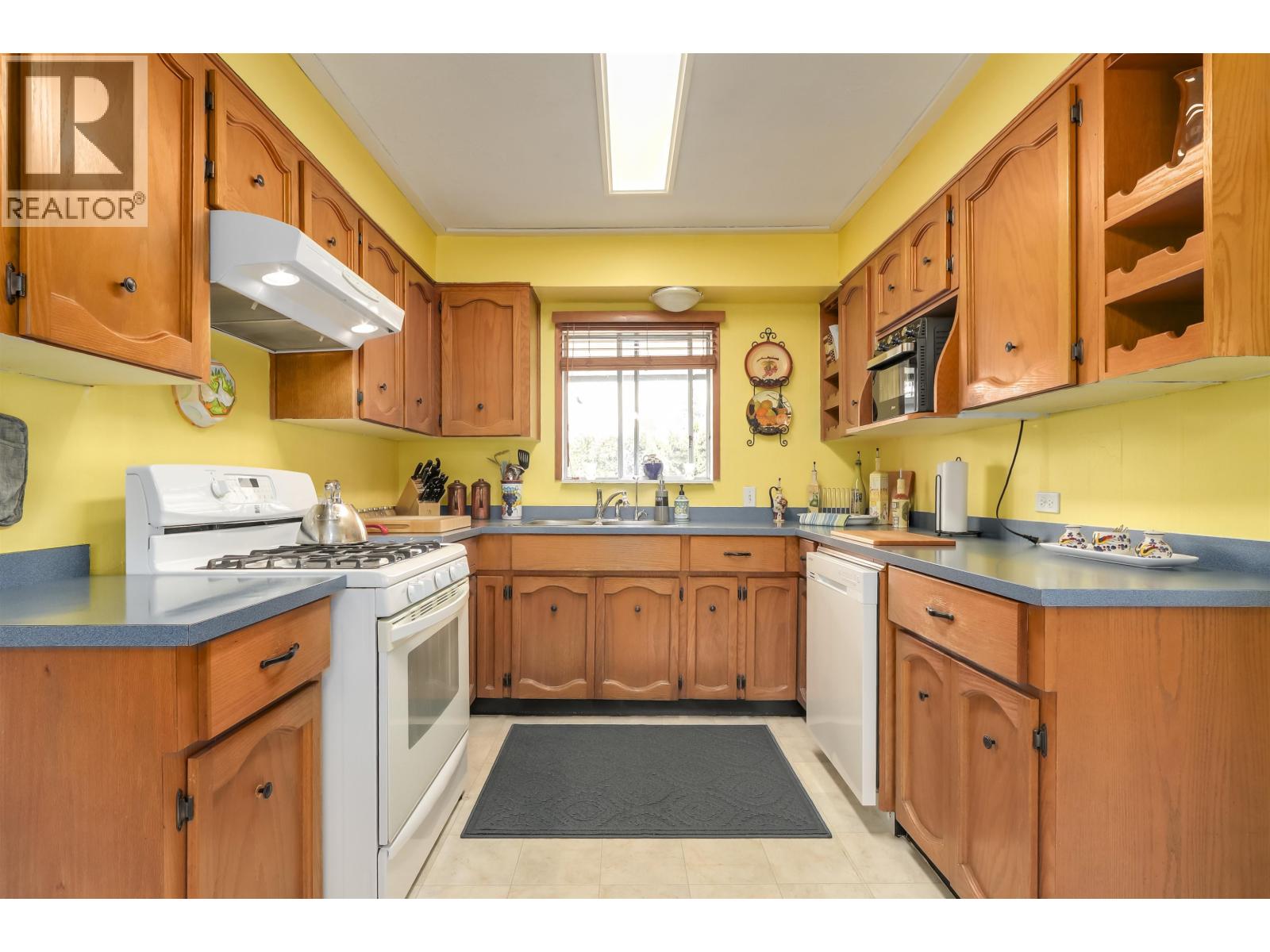 7181 Halifax Street, Burnaby, British Columbia  V5A 1M1 - Photo 9 - R3110951