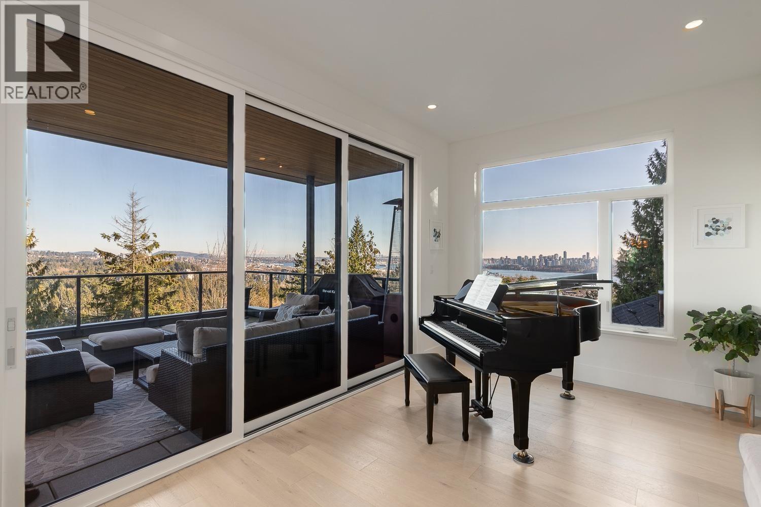 817 Younette Drive, West Vancouver, British Columbia  V7T 1T1 - Photo 10 - R3110953