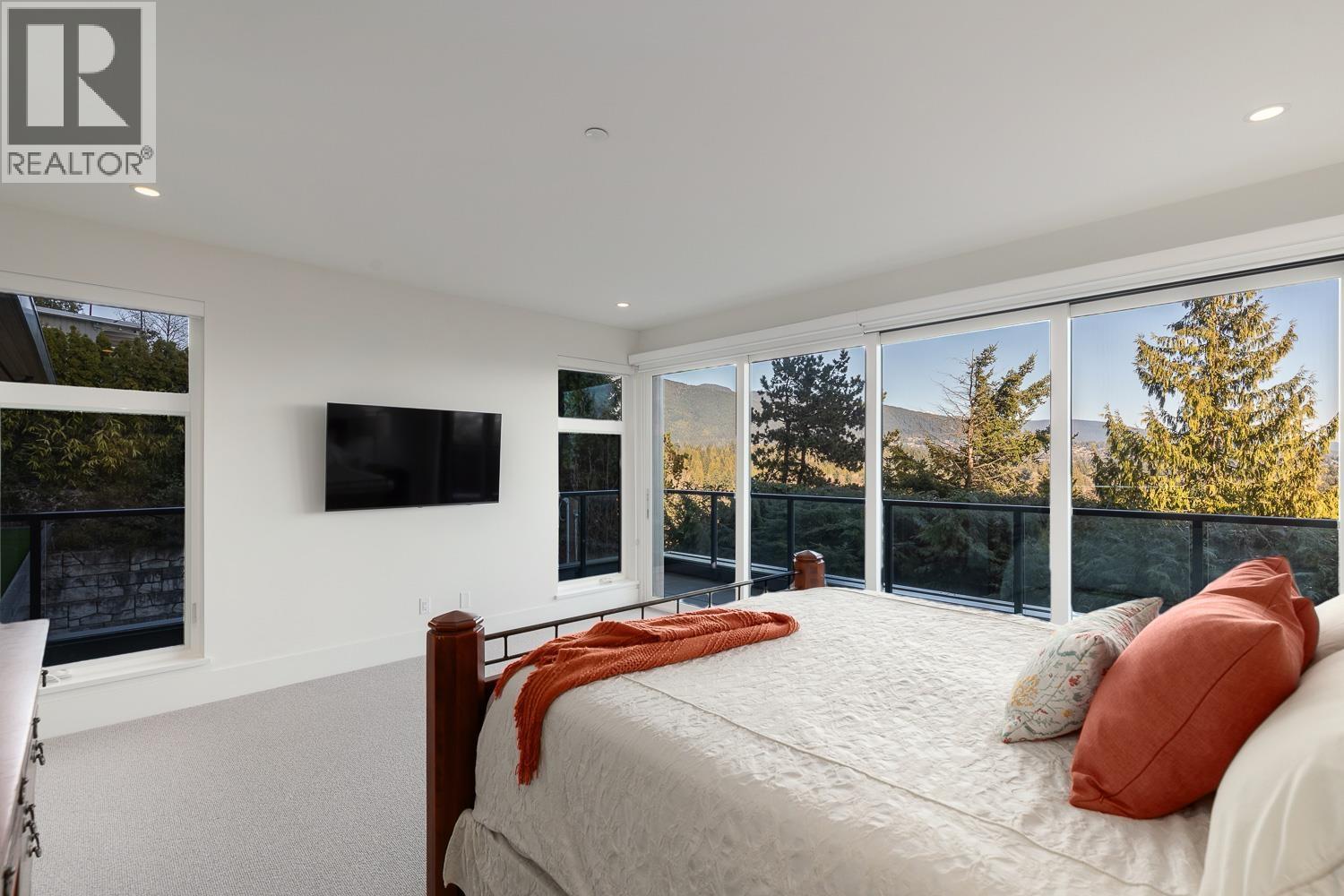 817 Younette Drive, West Vancouver, British Columbia  V7T 1T1 - Photo 31 - R3110953