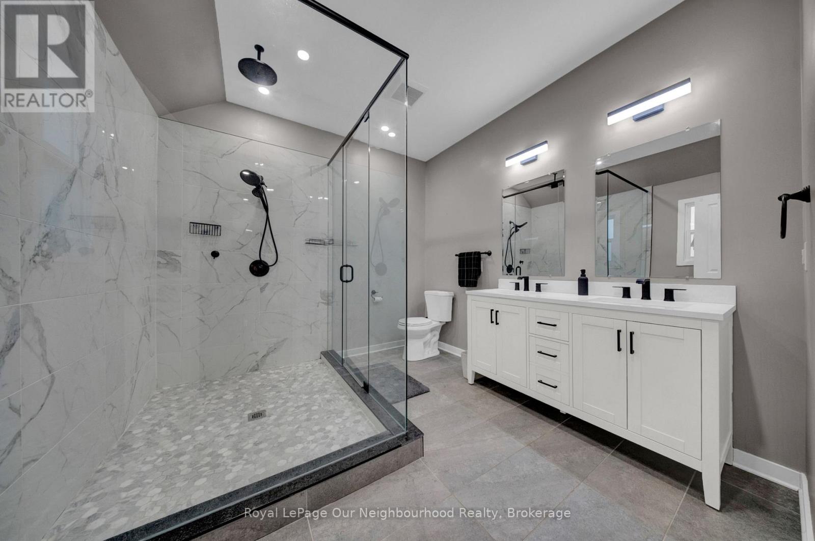 5 Melody Lane, Georgina, Ontario  L0E 1L0 - Photo 30 - N12993646