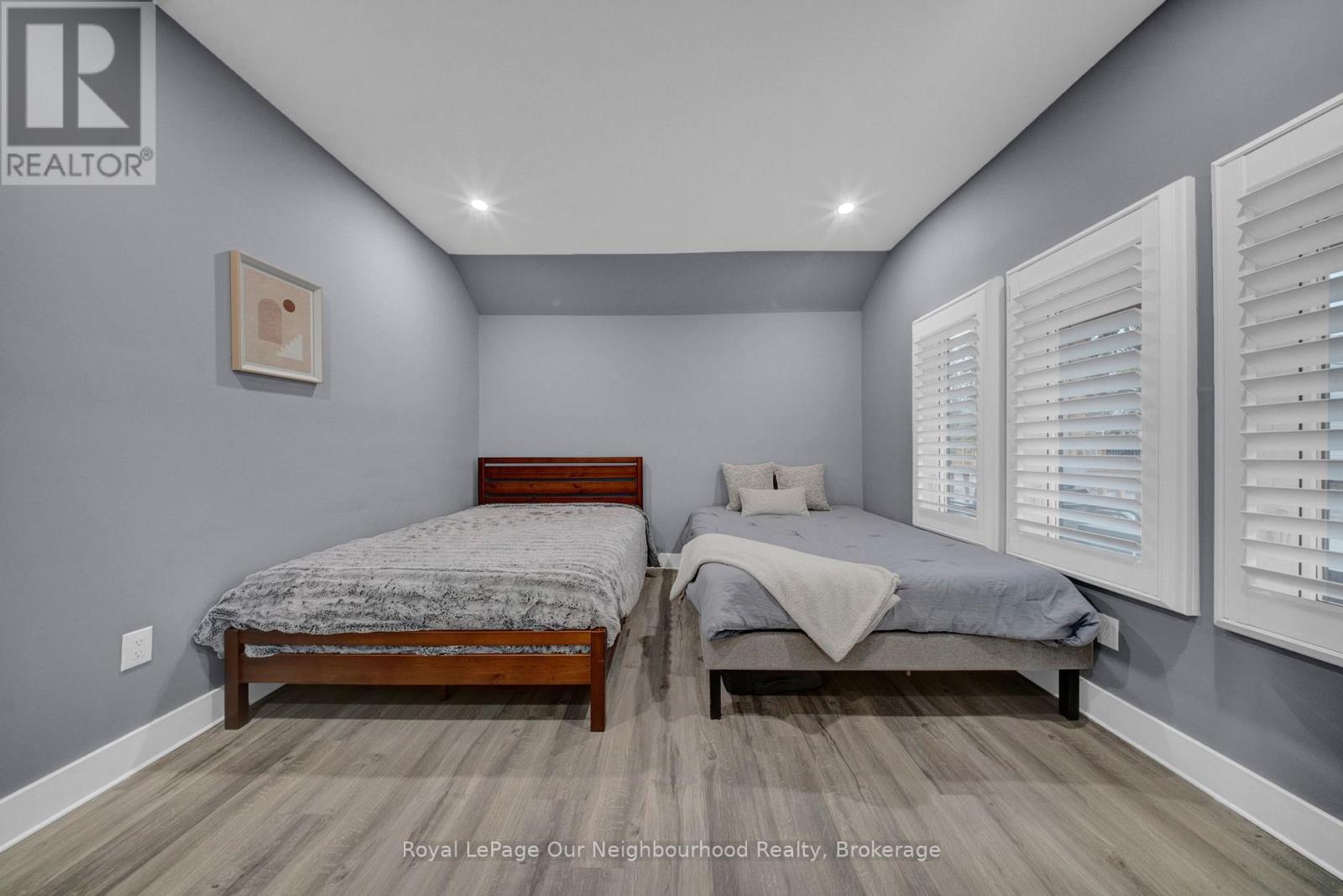 5 Melody Lane, Georgina, Ontario  L0E 1L0 - Photo 33 - N12993646