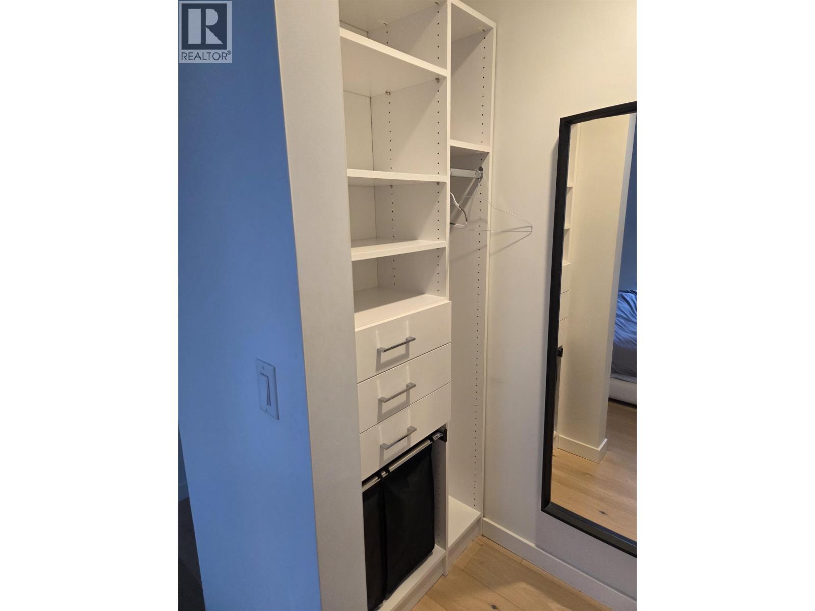 2203 1001 Homer Street Street, Vancouver, British Columbia  V6B 1M9 - Photo 2 - R3110903