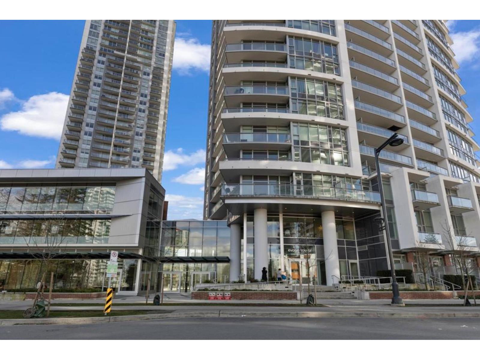 1805 13308 Central Avenue, Surrey, British Columbia V3T 0M4 - Photo 4 - R3110791