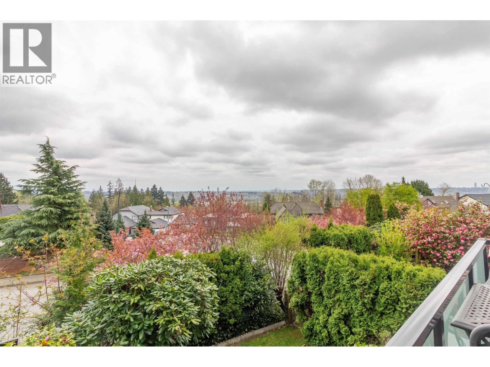 116 2721 Atlin Place, Coquitlam, British Columbia V3C 5B1 - Photo 11 - R3110855