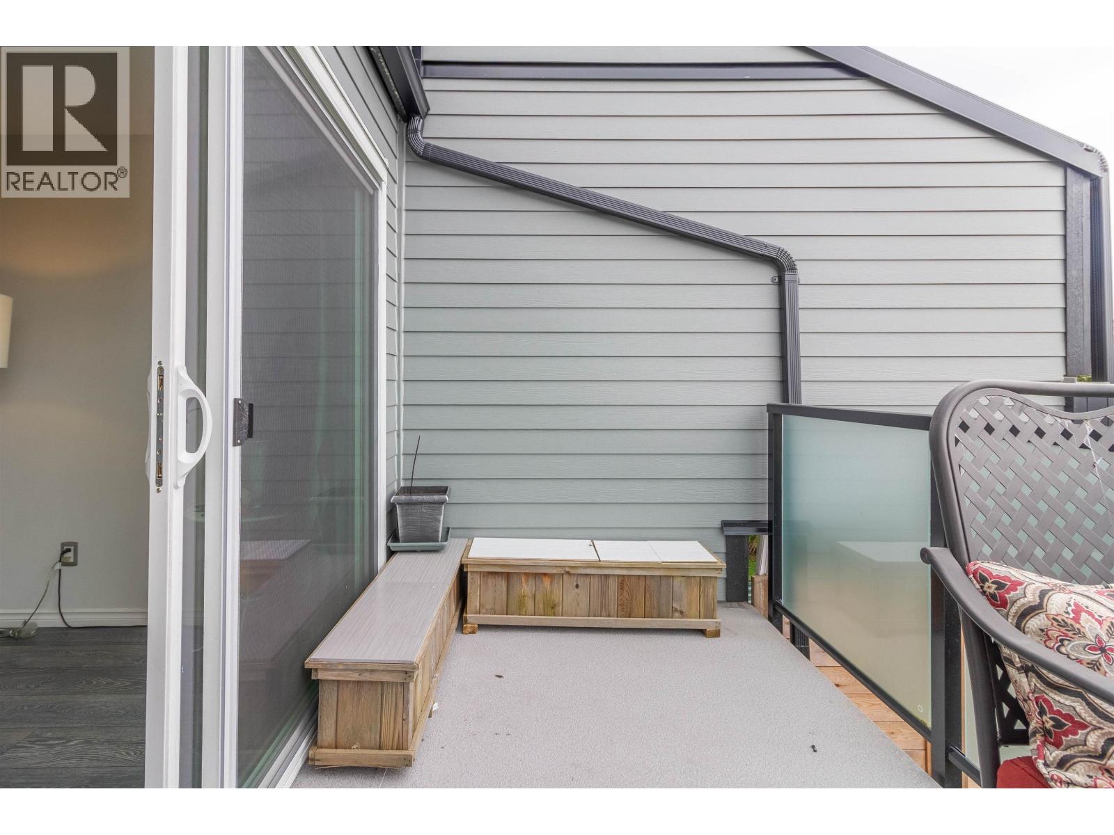 116 2721 Atlin Place, Coquitlam, British Columbia V3C 5B1 - Photo 9 - R3110855