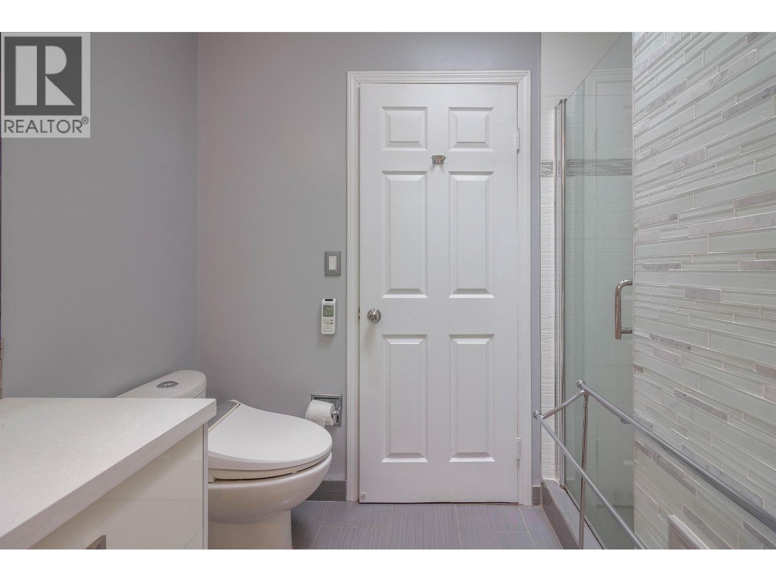 116 2721 Atlin Place, Coquitlam, British Columbia V3C 5B1 - Photo 23 - R3110855