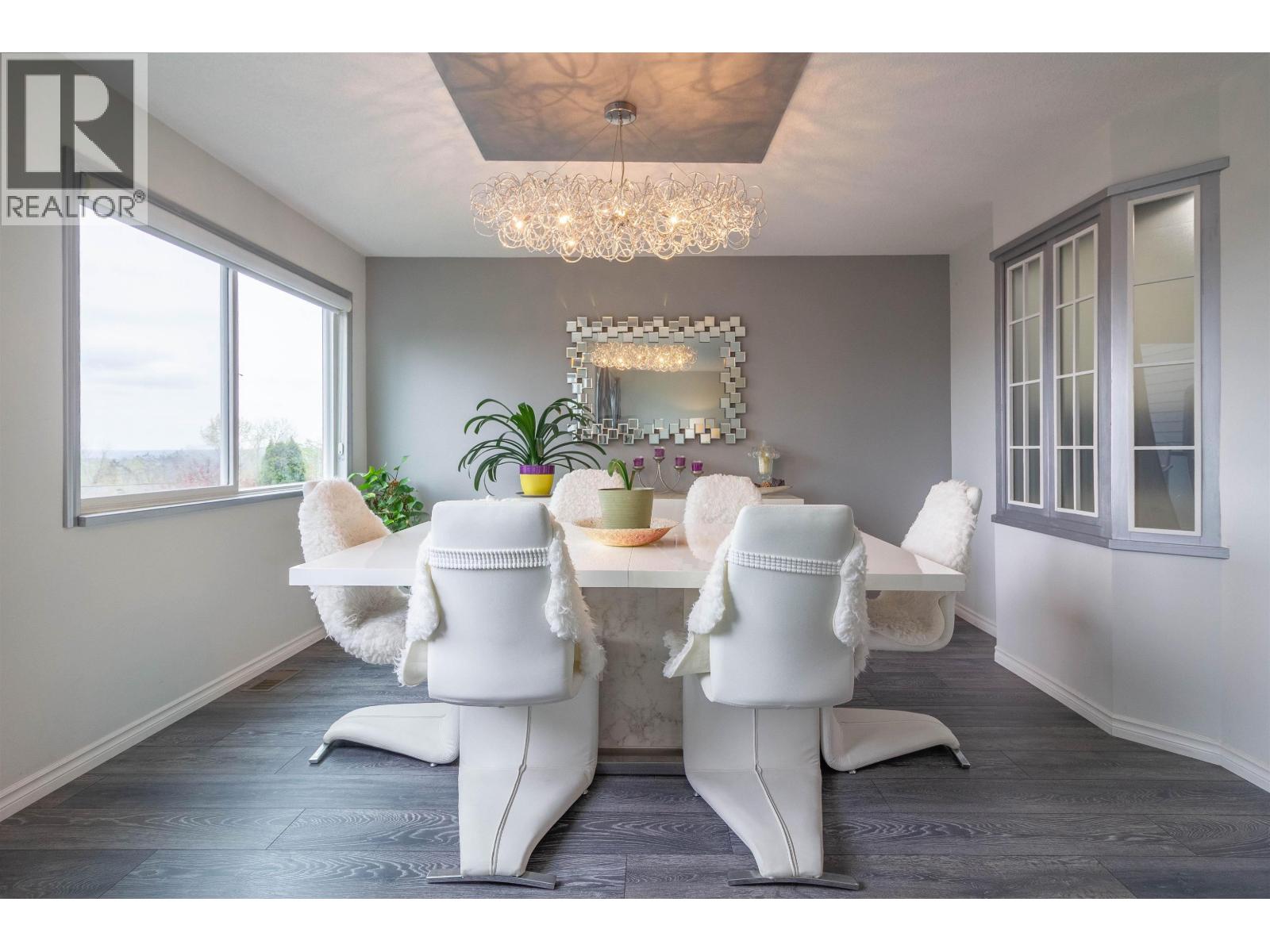 116 2721 Atlin Place, Coquitlam, British Columbia V3C 5B1 - Photo 6 - R3110855