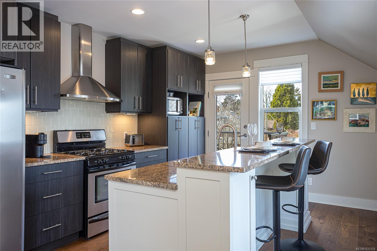 D 1216 Styles St, Victoria, British Columbia  V9A 3Z5 - Photo 13 - 1031120