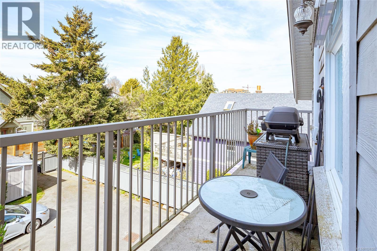 D 1216 Styles St, Victoria, British Columbia  V9A 3Z5 - Photo 30 - 1031120