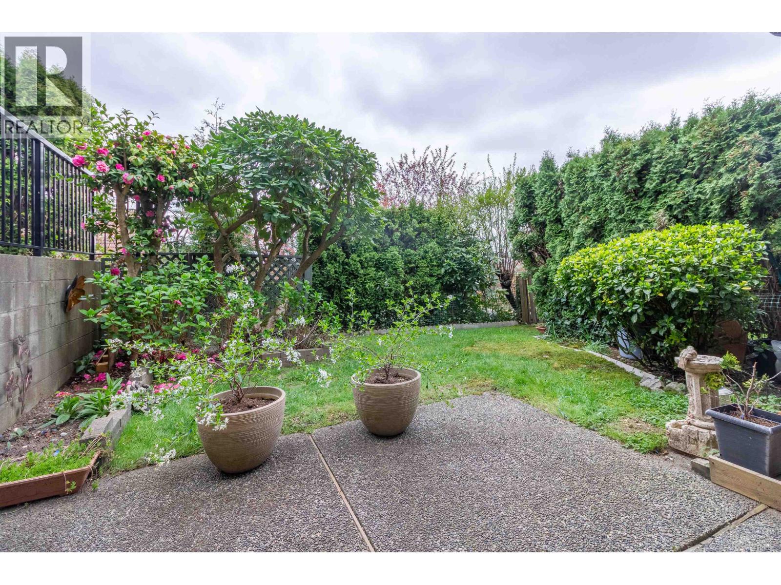 116 2721 Atlin Place, Coquitlam, British Columbia V3C 5B1 - Photo 32 - R3110855