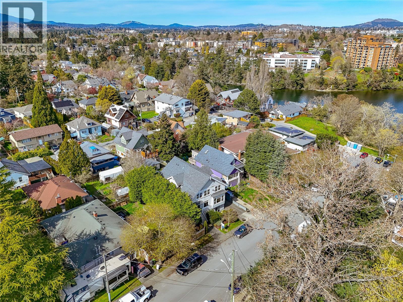 D 1216 Styles St, Victoria, British Columbia  V9A 3Z5 - Photo 38 - 1031120