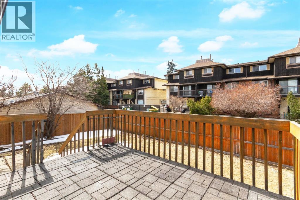 956 Bracewood Rise SW, Calgary, Alberta  T2W 3C9 - Photo 29 - A2299539