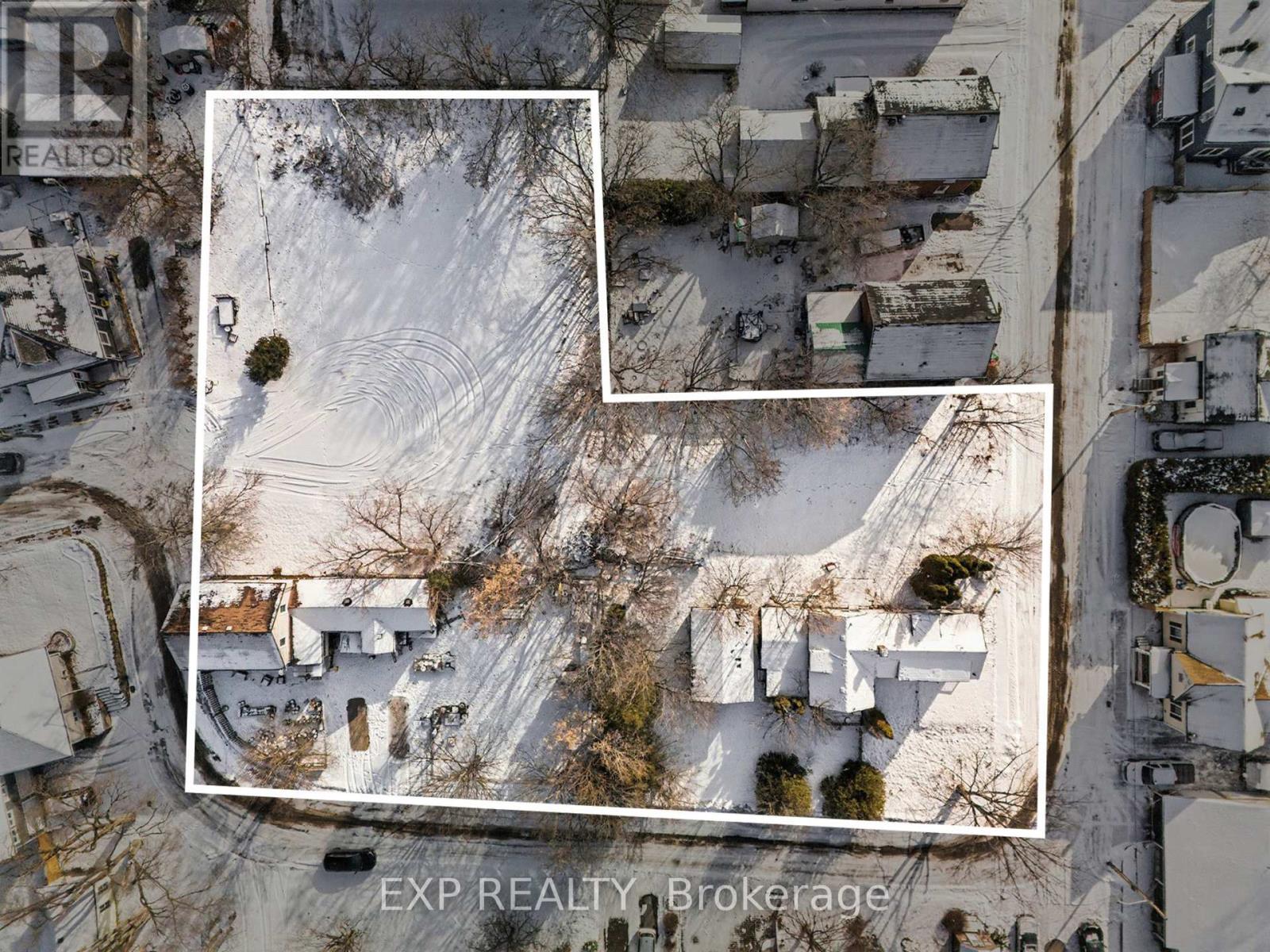 135 Charles Street, Carleton Place, Ontario K7C 2Y4 - Photo 8 - X12993612