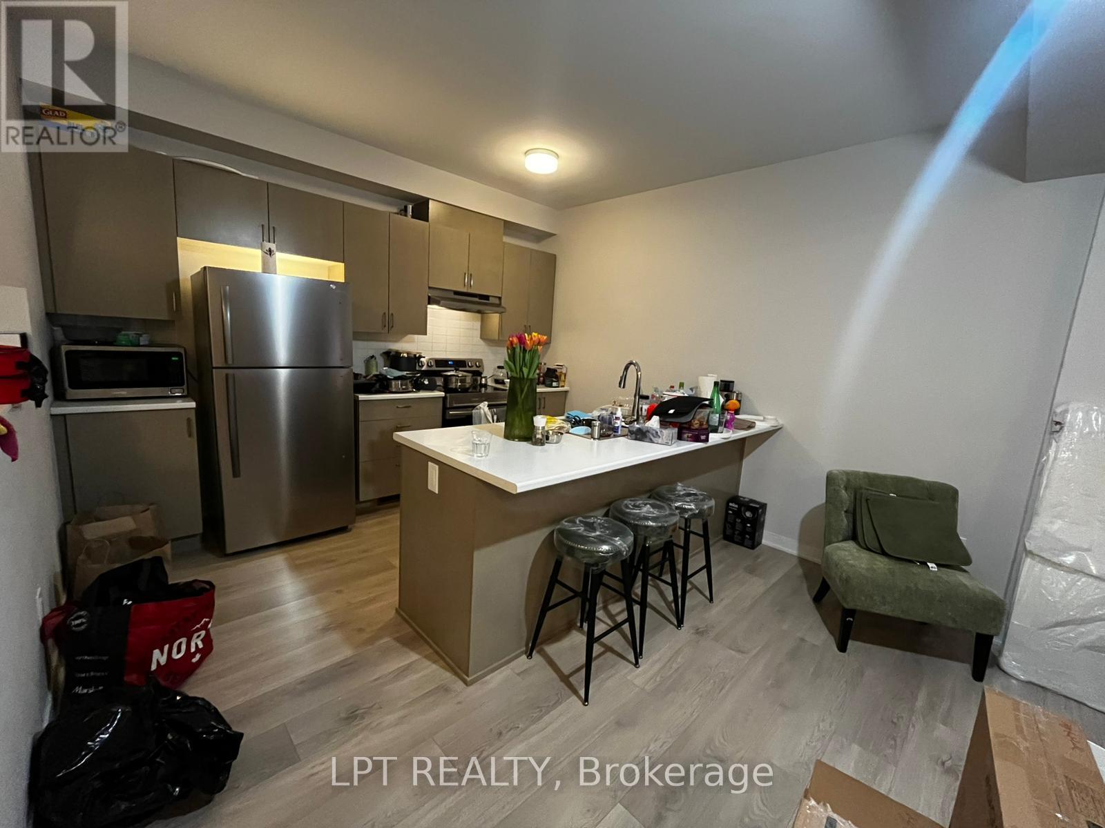 212 Speckled Alder Row, Ottawa, Ontario K2J 7G8 - Photo 4 - X12993648