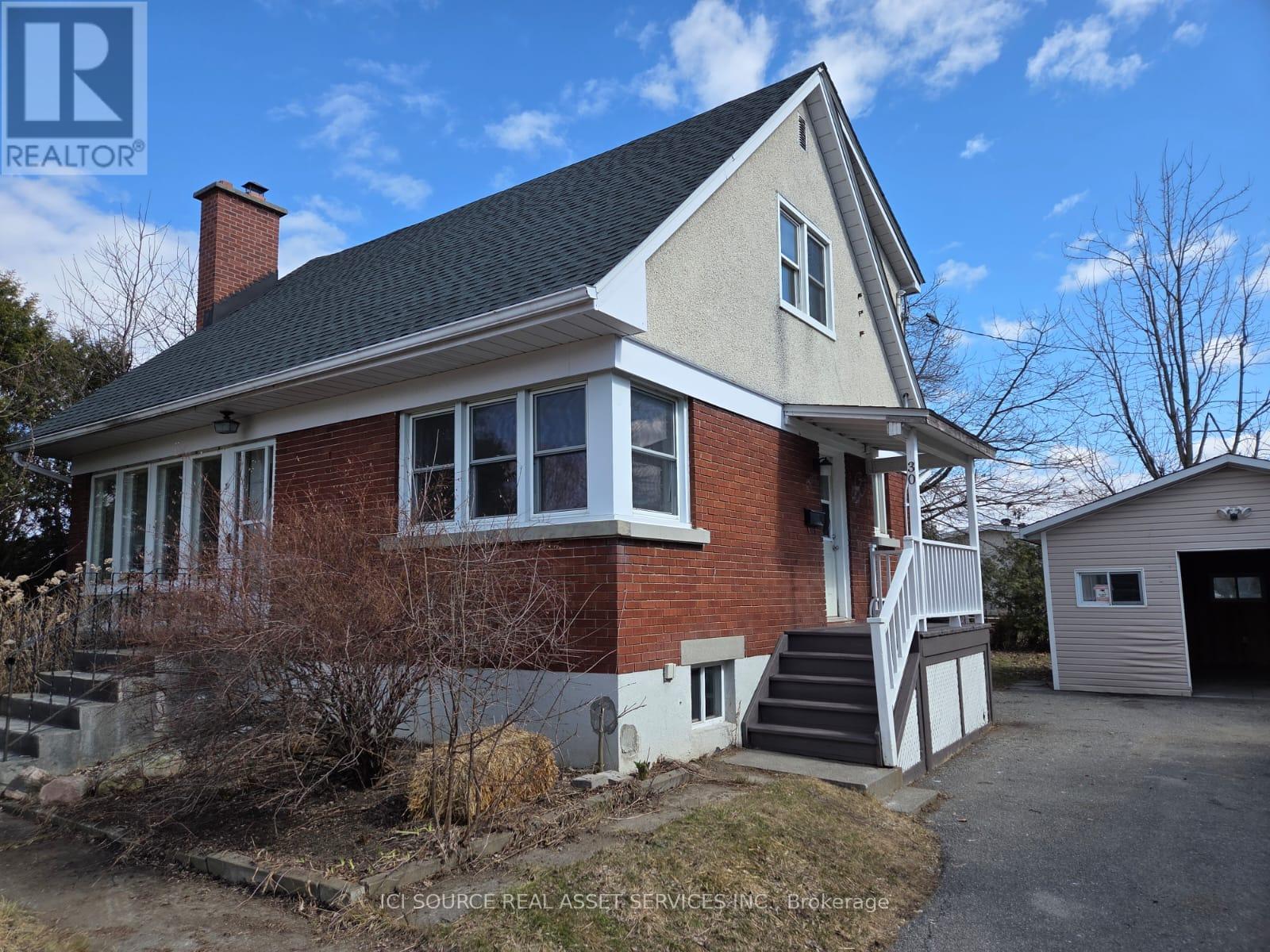 30 SUNNYCREST DRIVE, Ottawa, Ontario