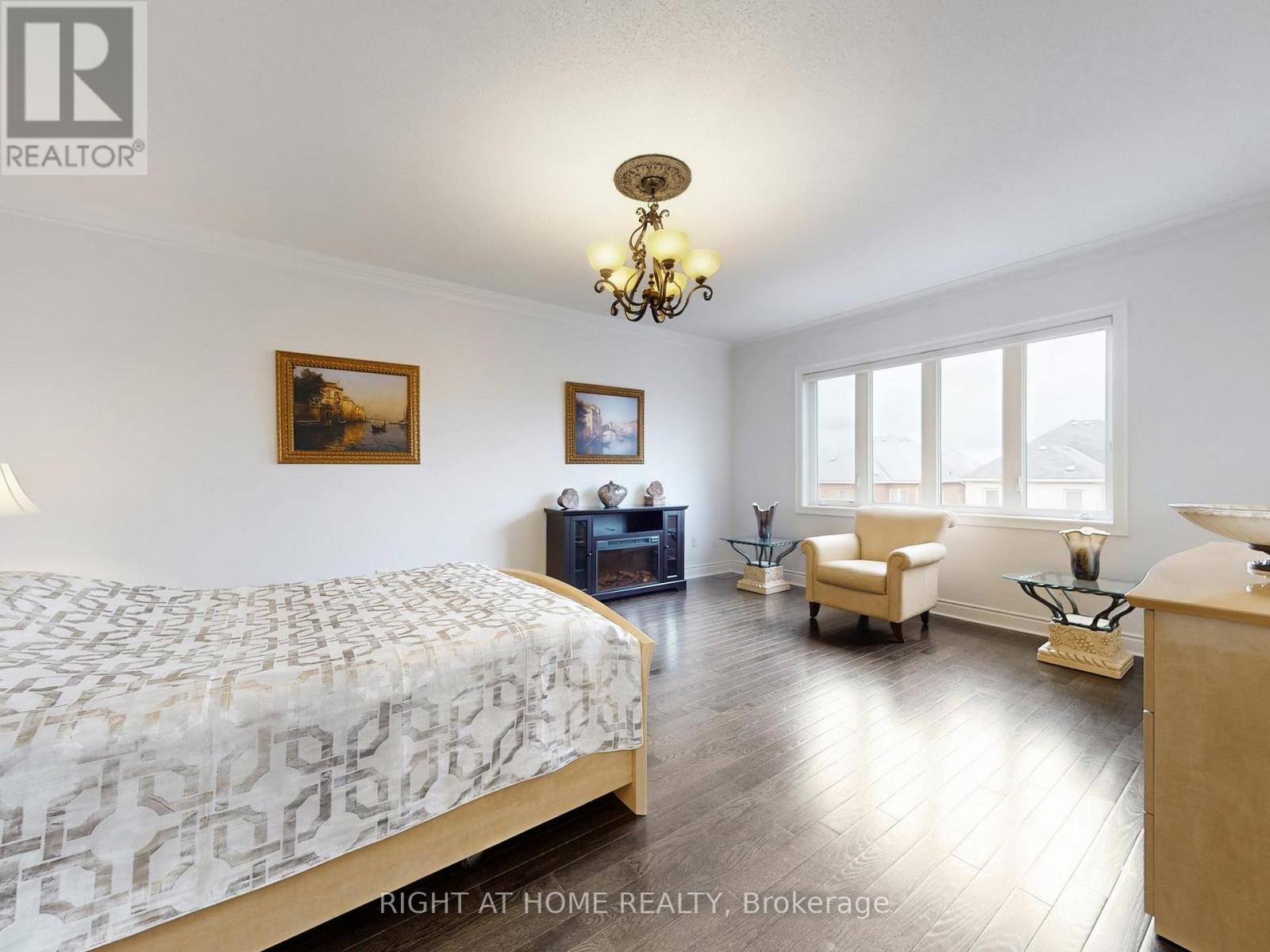 80 Puccini Drive, Richmond Hill, Ontario  L4E 2Z1 - Photo 20 - N12993602