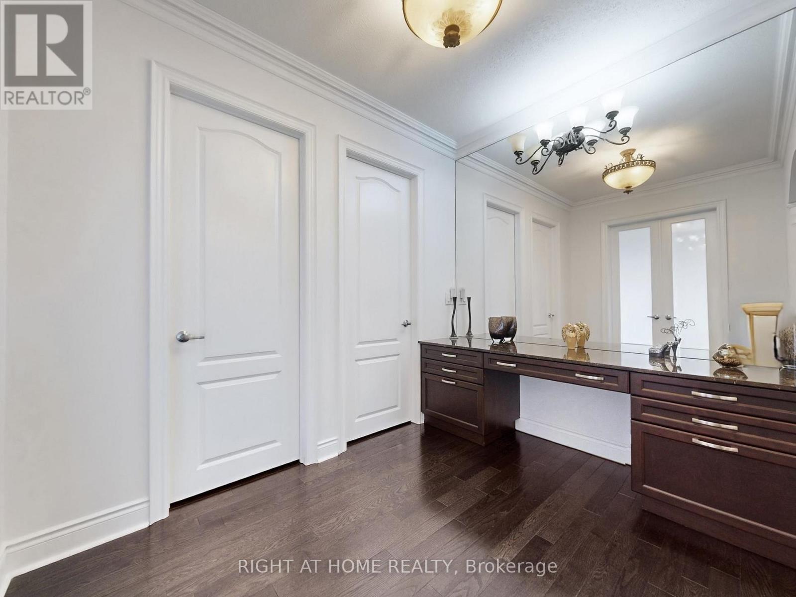 80 Puccini Drive, Richmond Hill, Ontario  L4E 2Z1 - Photo 22 - N12993602