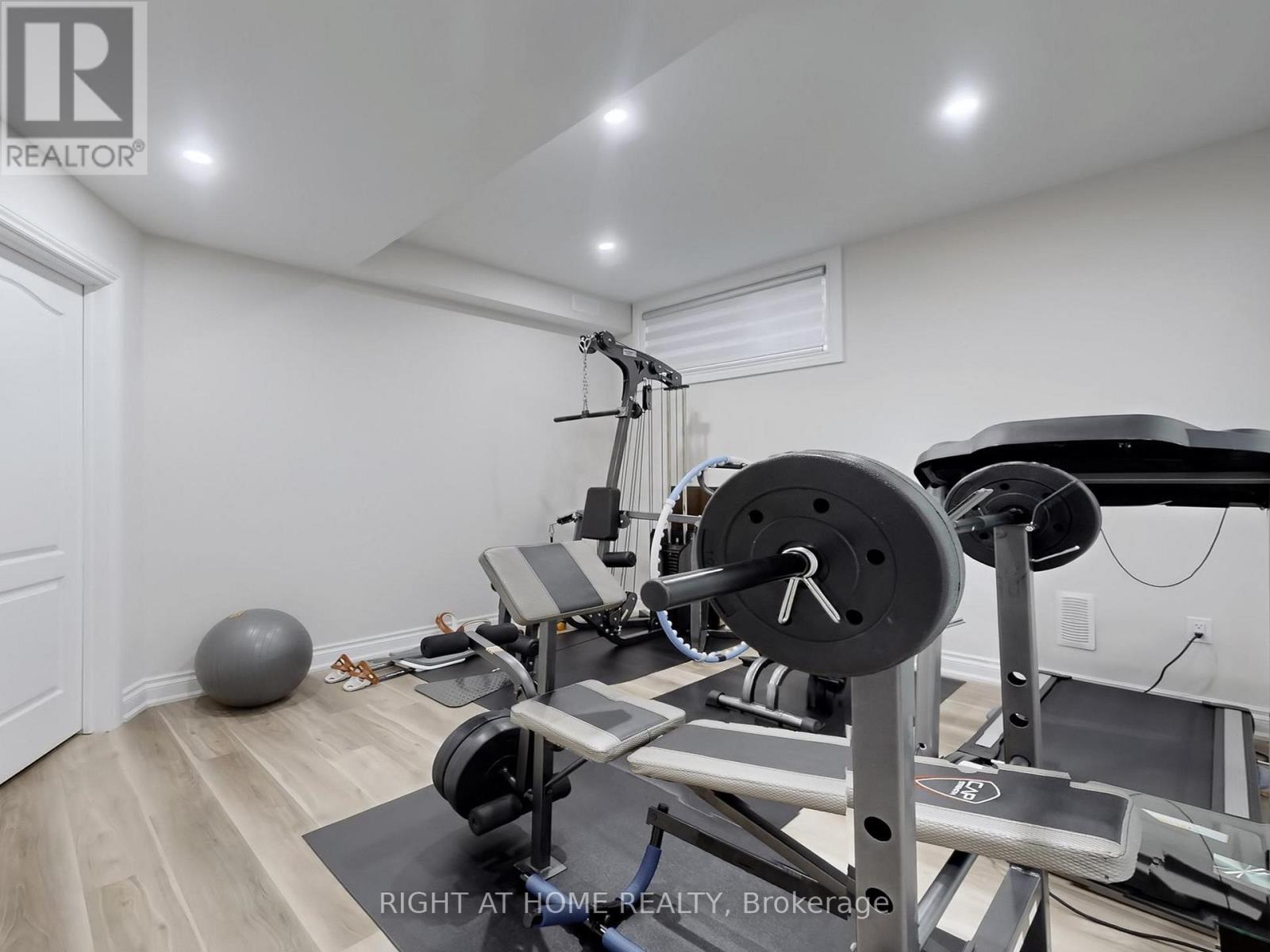 80 Puccini Drive, Richmond Hill, Ontario  L4E 2Z1 - Photo 40 - N12993602