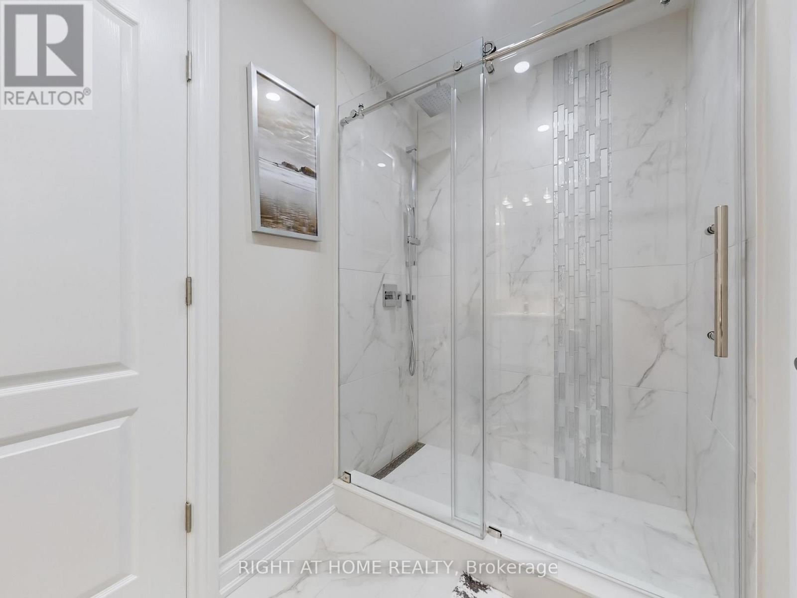 80 Puccini Drive, Richmond Hill, Ontario  L4E 2Z1 - Photo 44 - N12993602