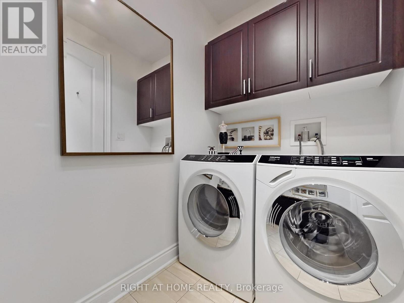 80 Puccini Drive, Richmond Hill, Ontario  L4E 2Z1 - Photo 46 - N12993602