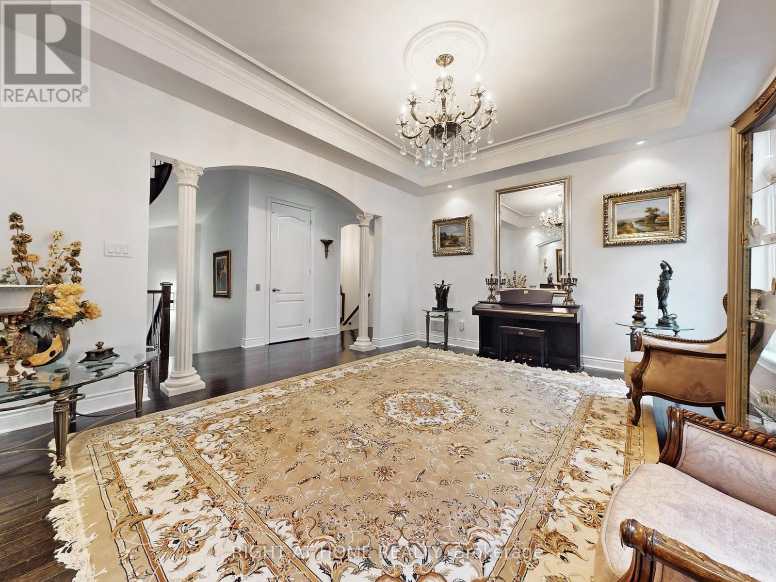 80 Puccini Drive, Richmond Hill, Ontario  L4E 2Z1 - Photo 6 - N12993602