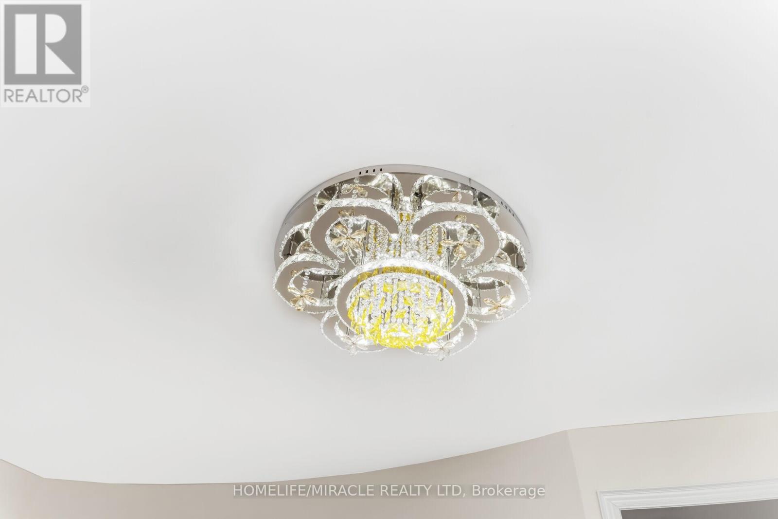 93 Trail Boulevard, Springwater, Ontario  L9X 0S5 - Photo 27 - S12993610