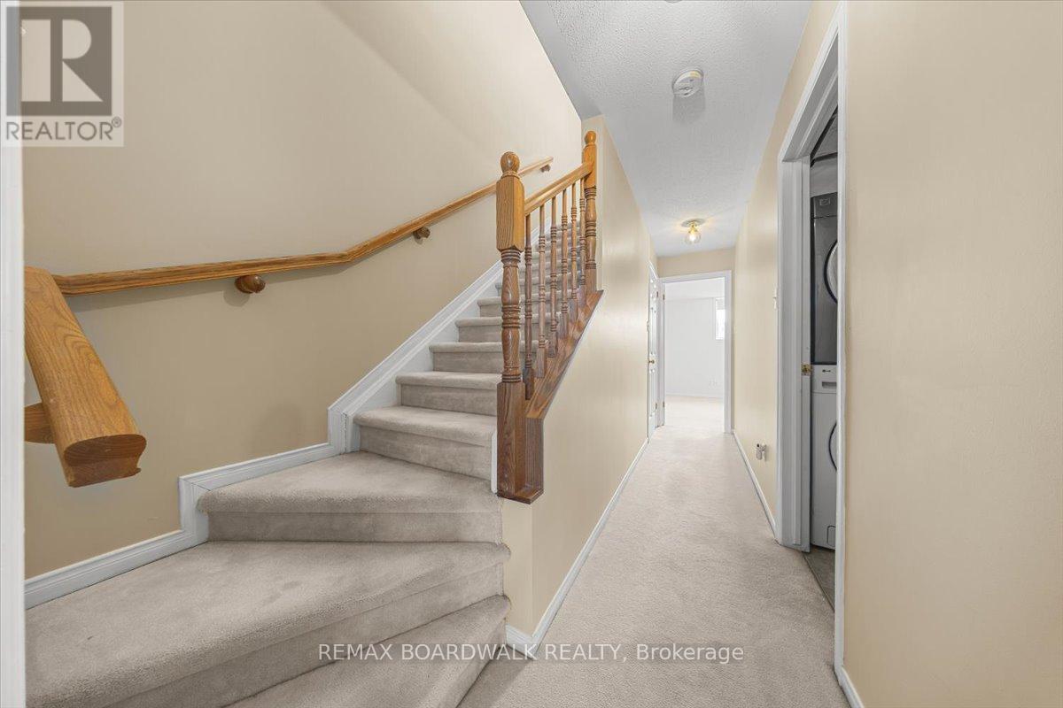 364 Crownridge Drive, Ottawa, Ontario K2M 3A4 - Photo 24 - X12893956