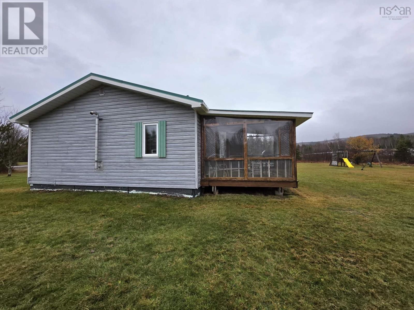 296 Valley Road, Westchester, Nova Scotia  B0M 1M0 - Photo 9 - 202600958