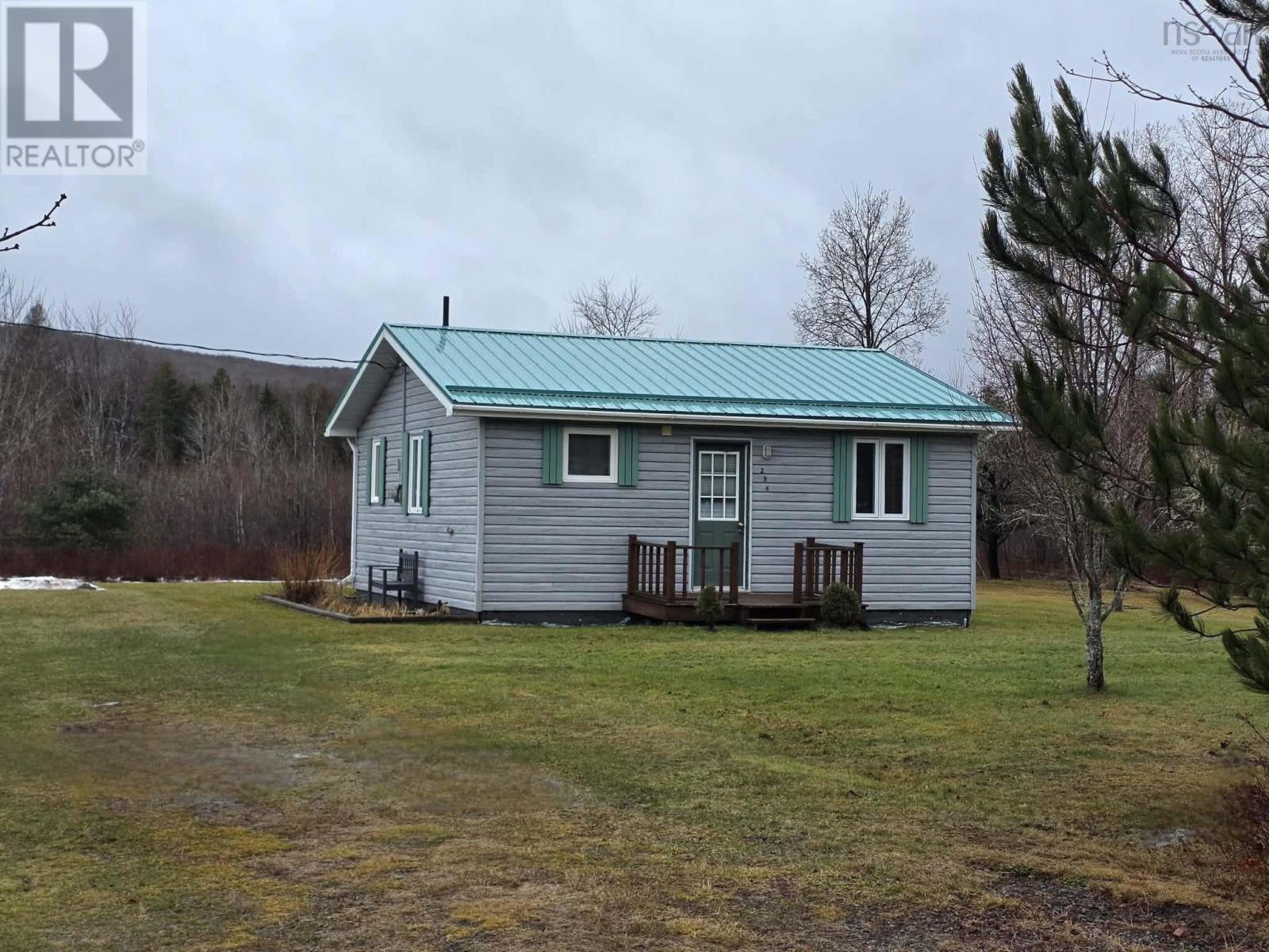 296 Valley Road, Westchester, Nova Scotia  B0M 1M0 - Photo 2 - 202600961