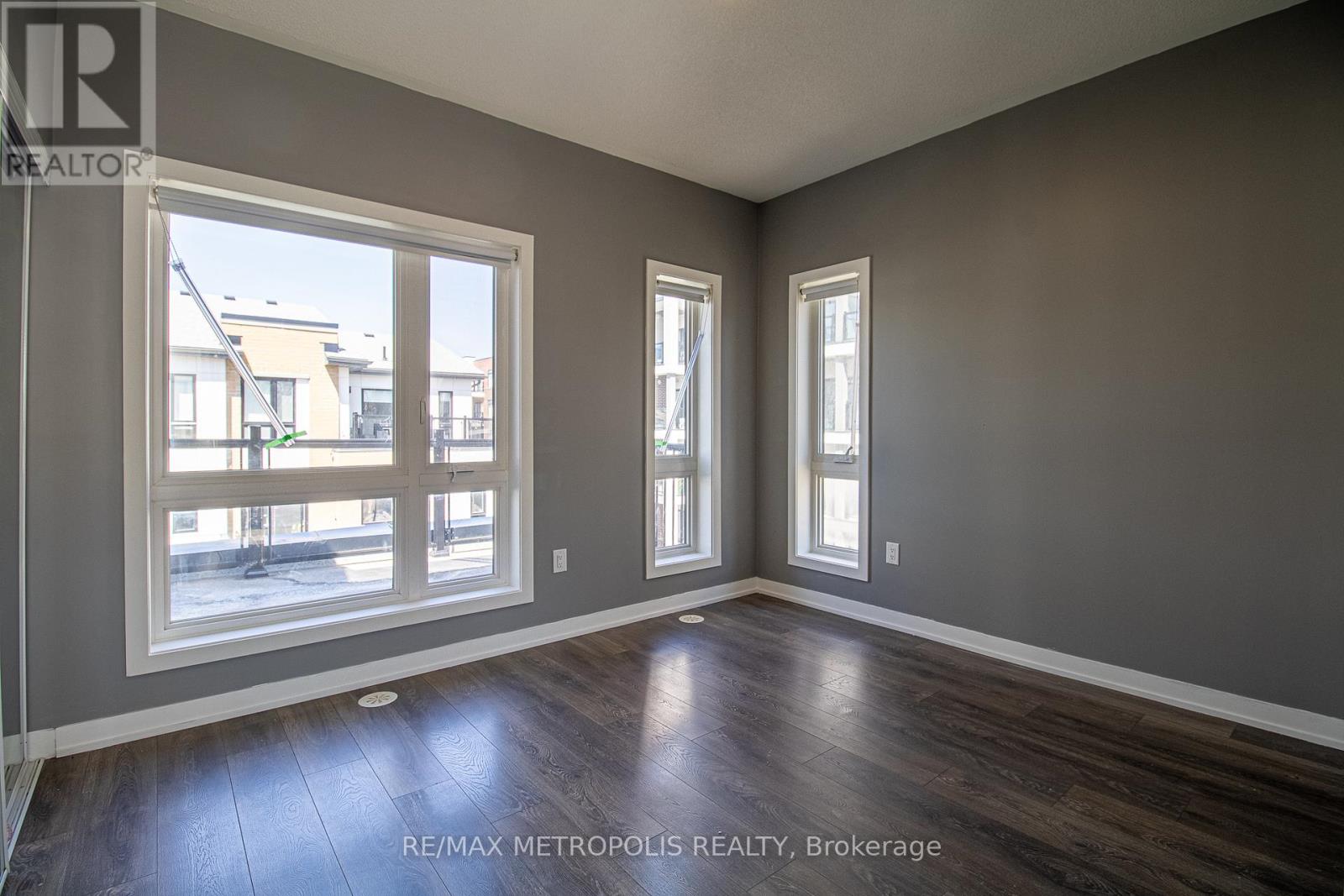 #205 - 155 Canon Jackson Drive, Toronto, Ontario  M6M 0E1 - Photo 28 - W12993600