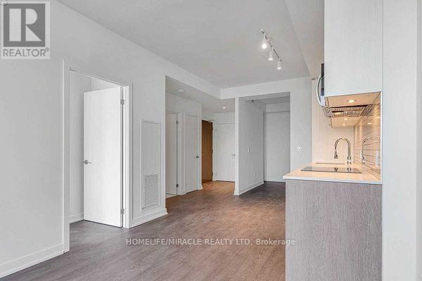 3511 - 1926 Lakeshore Boulevard, Toronto, Ontario  M6S 1A1 - Photo 13 - W12993604