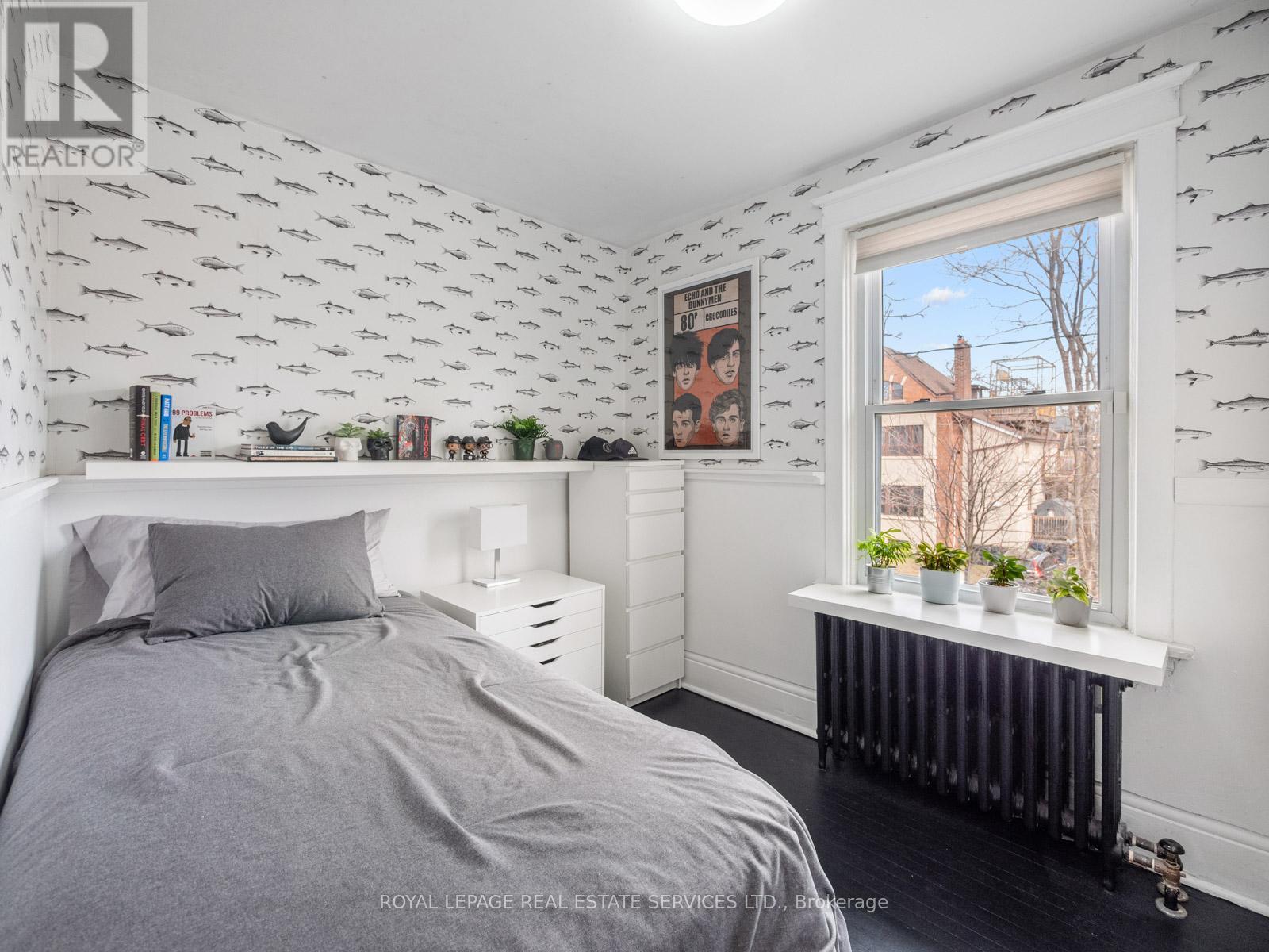 162 Medland Street, Toronto, Ontario  M6P 2N5 - Photo 22 - W12993616