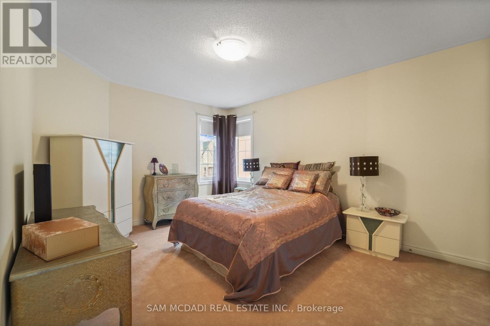 3352 Erin Centre Boulevard, Mississauga, Ontario  L5M 8C3 - Photo 21 - W12993620