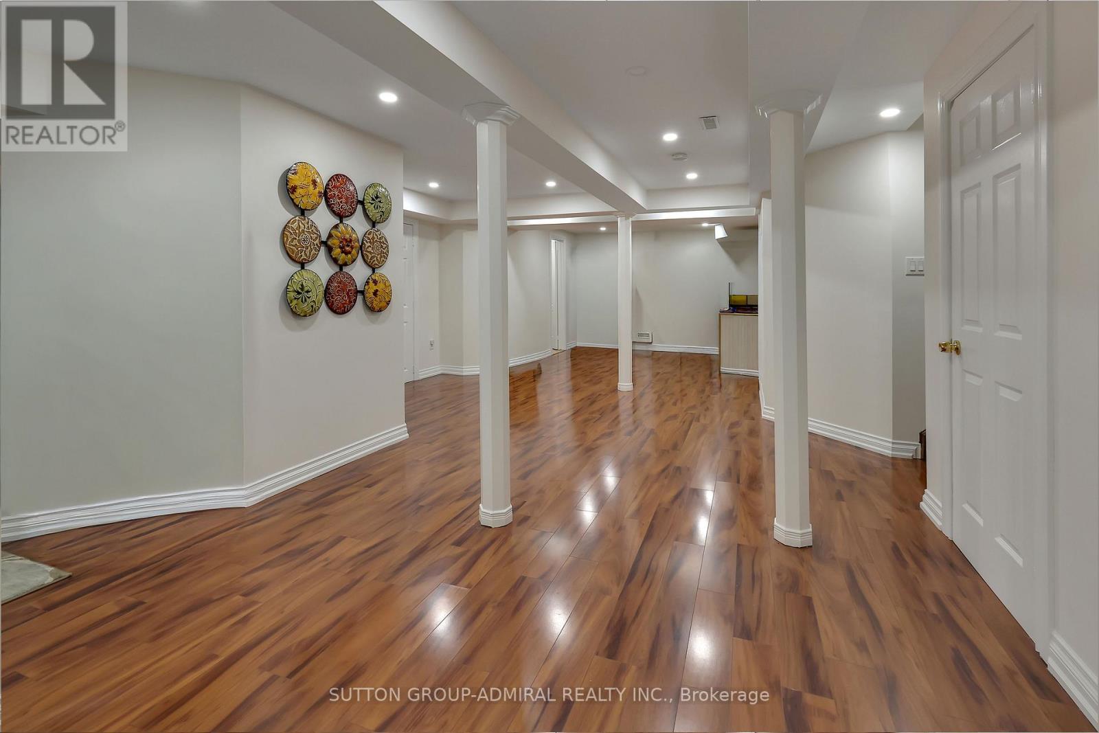 43 Newark Way, Brampton, Ontario  L7A 2W8 - Photo 9 - W12993622