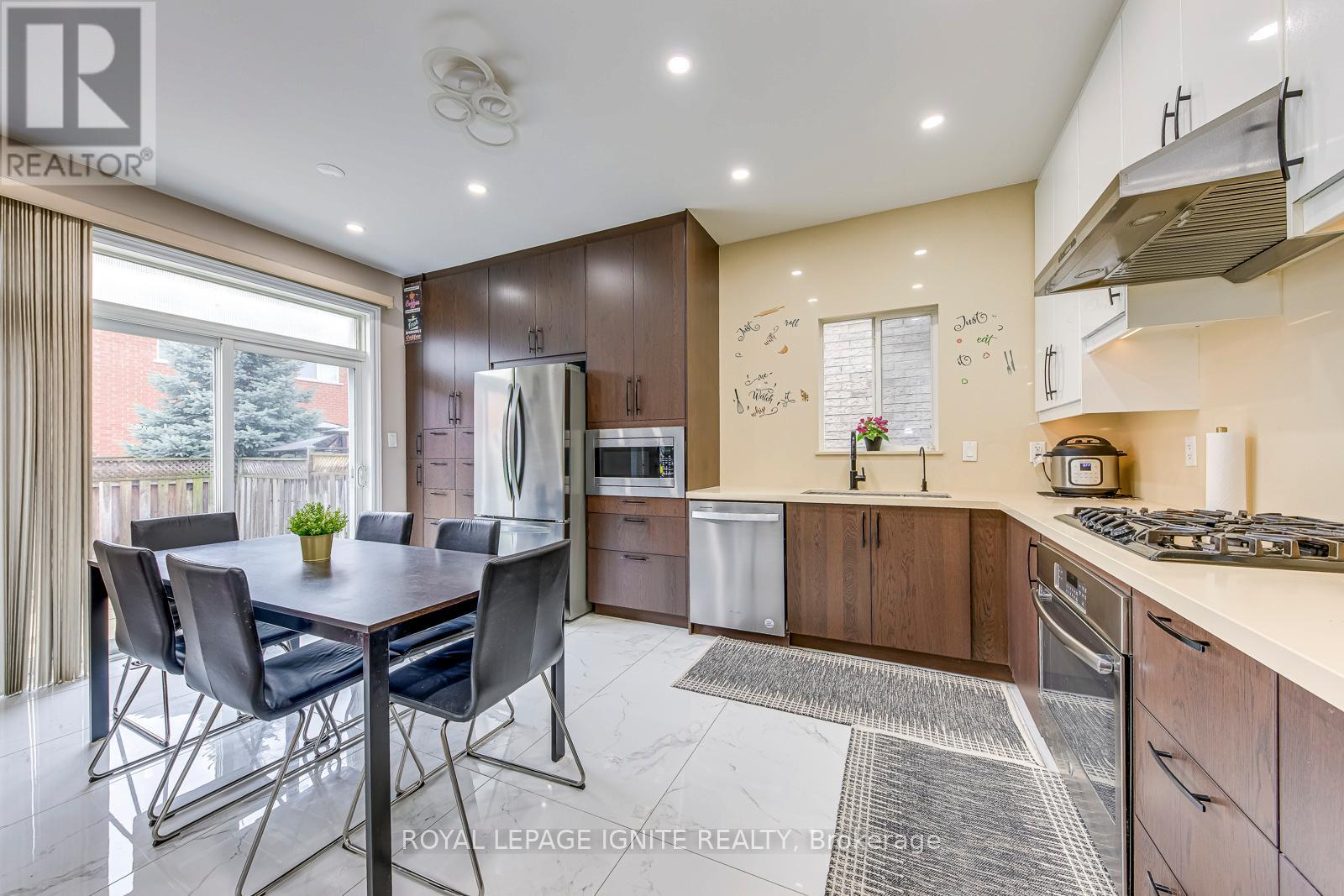 30 Streamline Drive Nw, Brampton, Ontario  L6V 4T2 - Photo 15 - W12993628