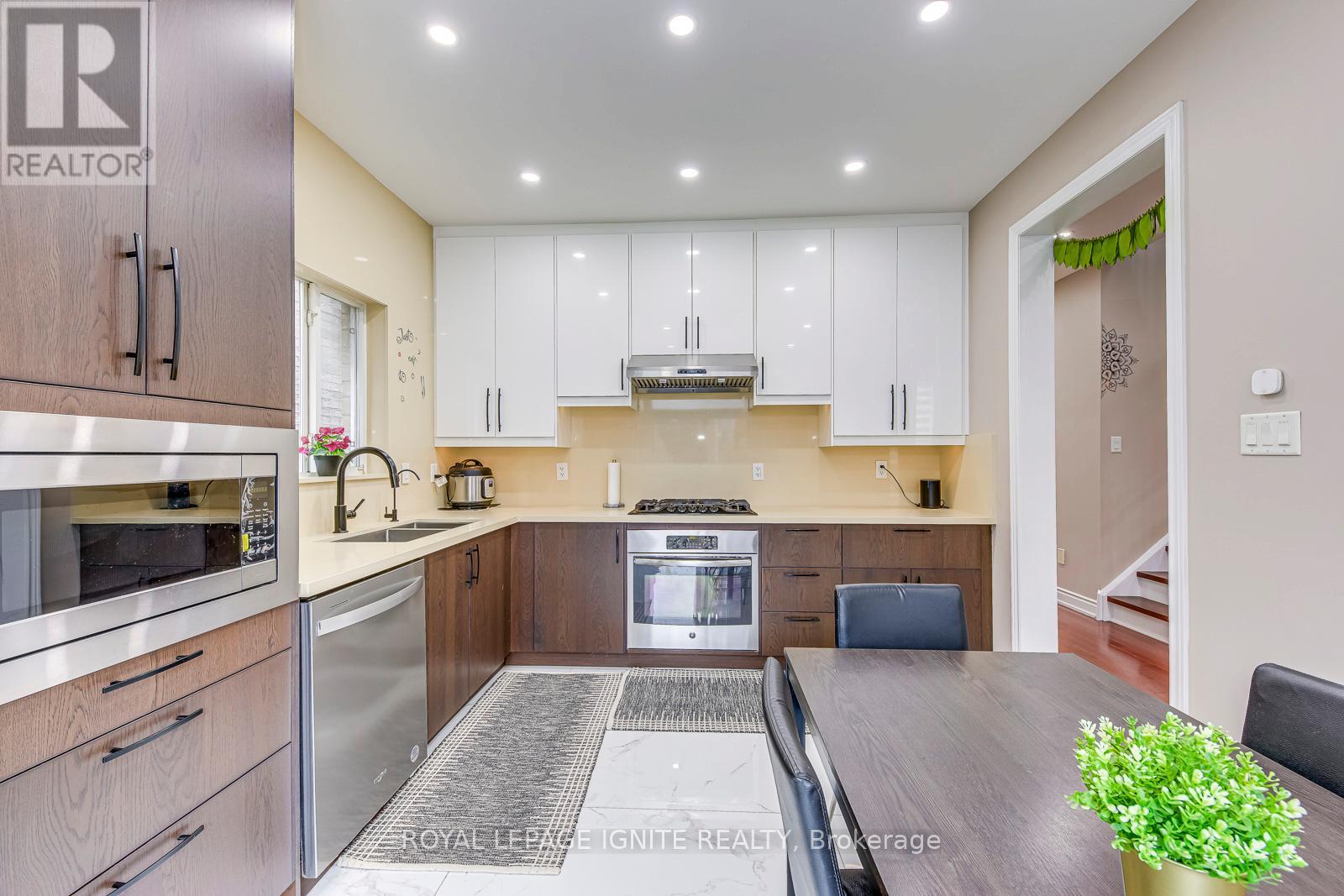 30 Streamline Drive Nw, Brampton, Ontario  L6V 4T2 - Photo 17 - W12993628