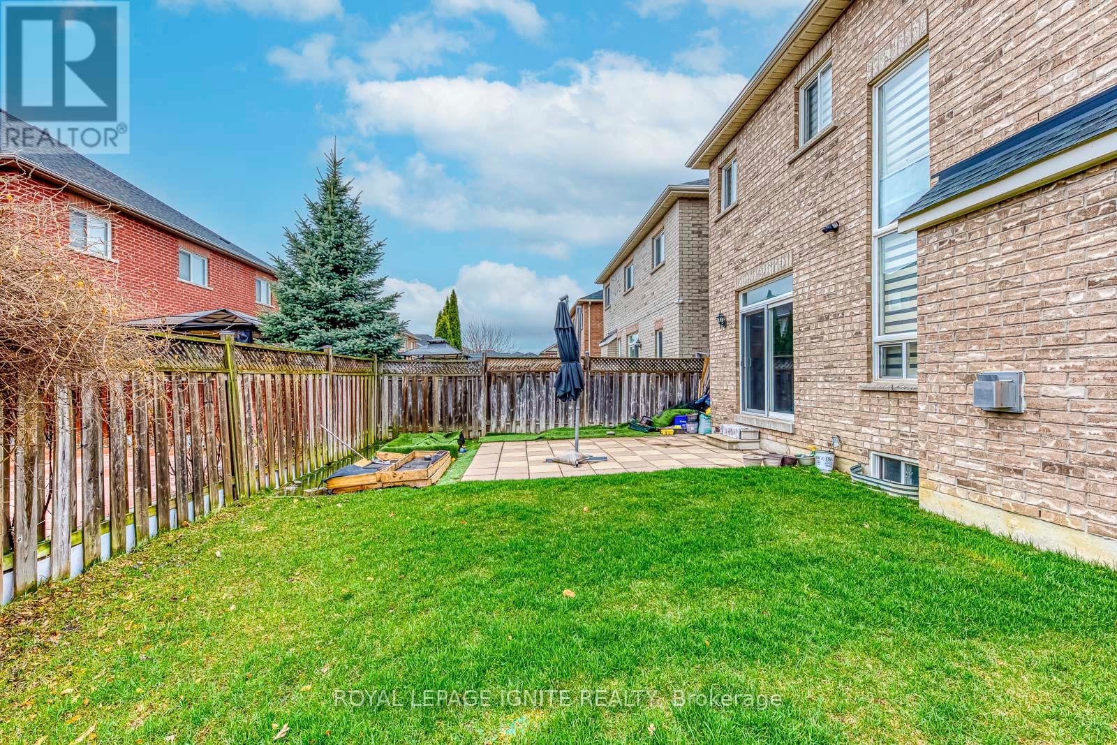 30 Streamline Drive Nw, Brampton, Ontario  L6V 4T2 - Photo 49 - W12993628