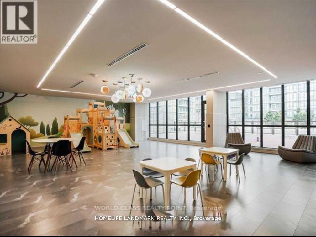 819 - 4055 PARKSIDE VILLAGE DRIVE, Mississauga, Ontario