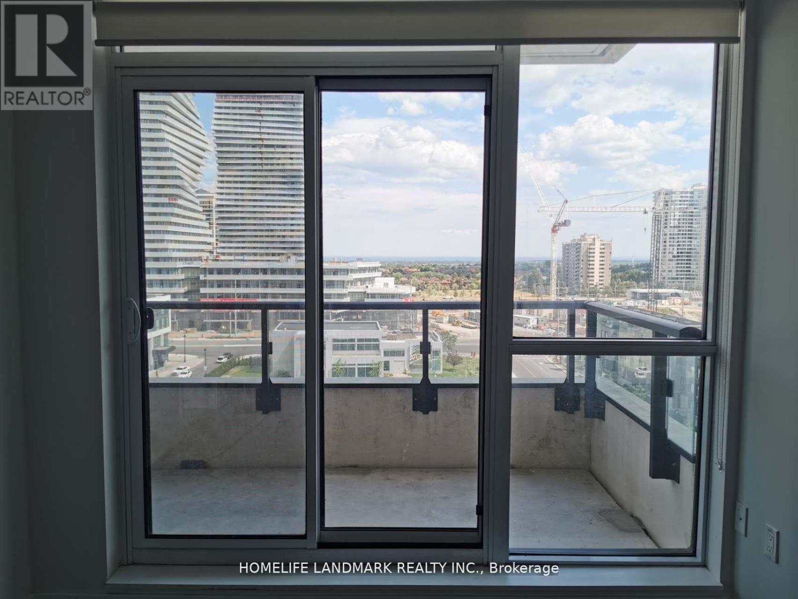 819 - 4055 Parkside Village Drive, Mississauga, Ontario  L5B 0K8 - Photo 9 - W12993640