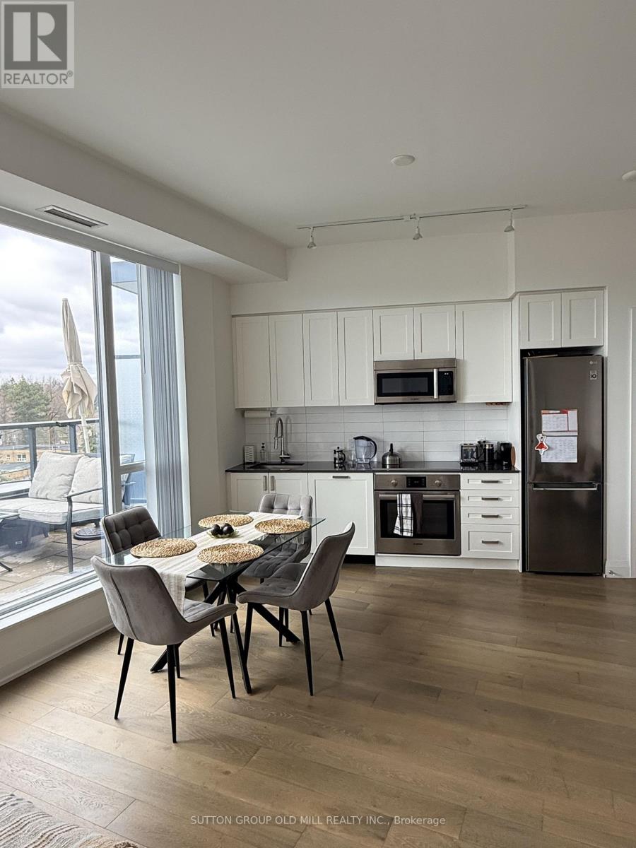 702 - 293 The Kingsway N, Toronto, Ontario  M9A 0E8 - Photo 7 - W12993644