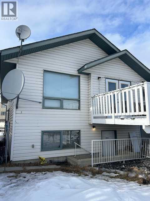 3313 50 Avenue, Sylvan Lake, Alberta  T5S 1A9 - Photo 2 - A2289774