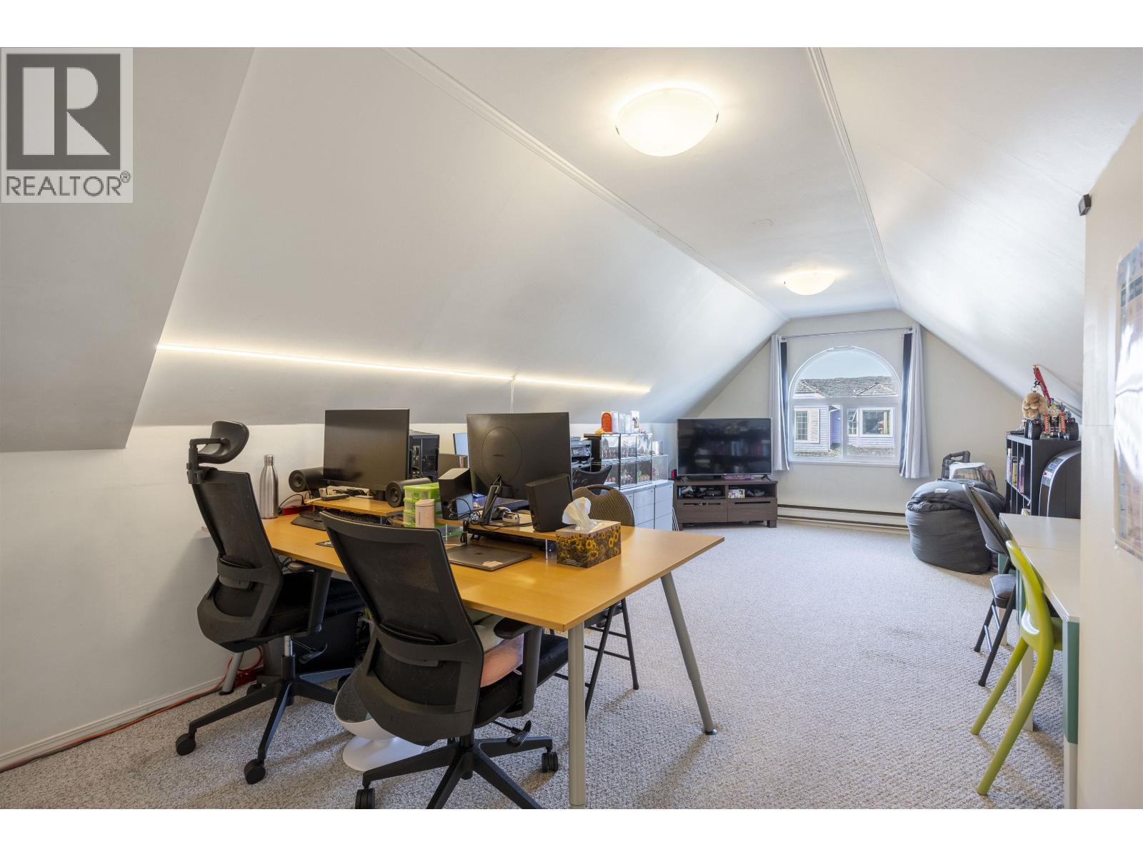 8366 Dayton Court, Richmond, British Columbia  V6Y 3H6 - Photo 14 - R3110880