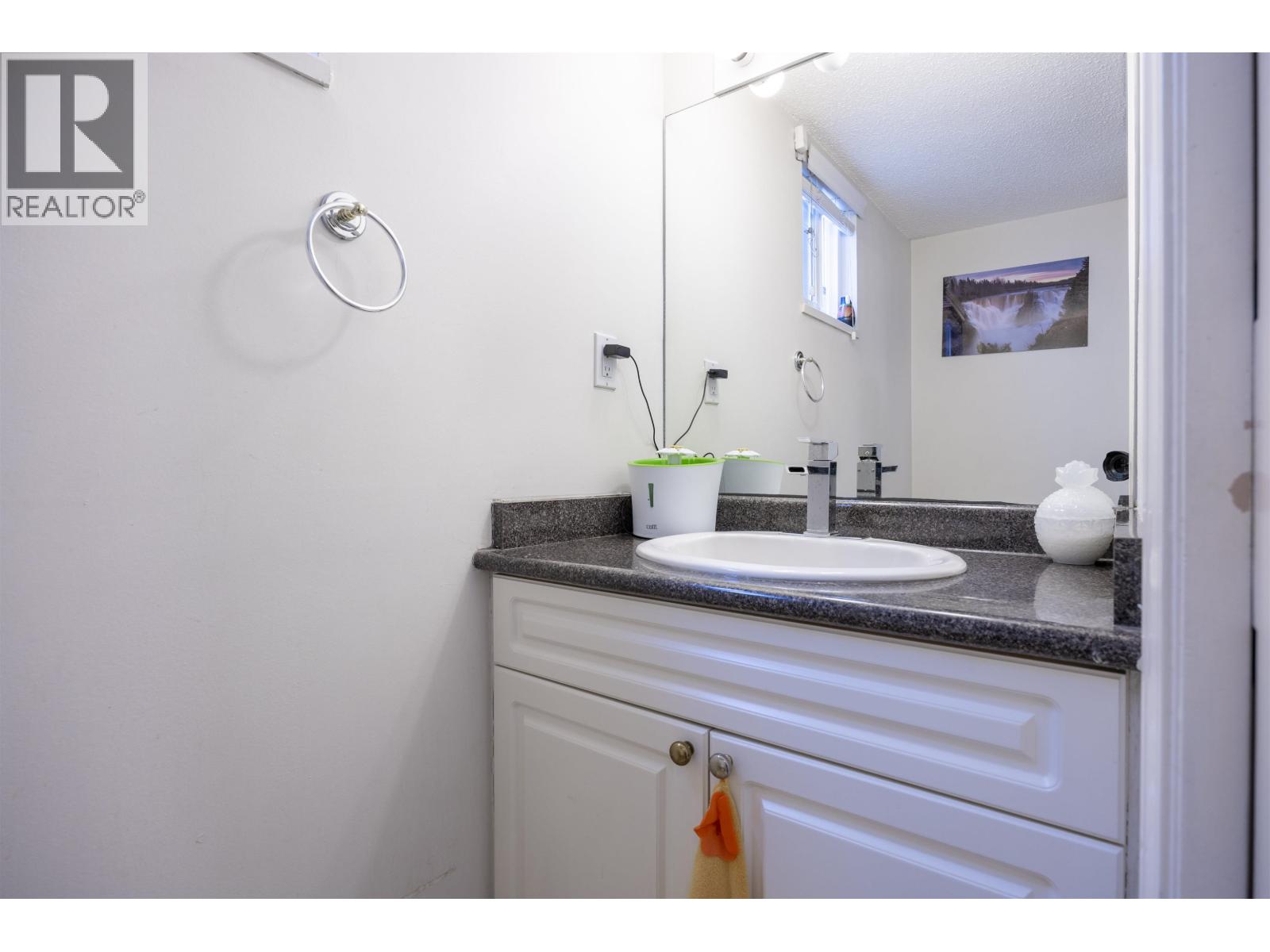 8366 Dayton Court, Richmond, British Columbia  V6Y 3H6 - Photo 27 - R3110880