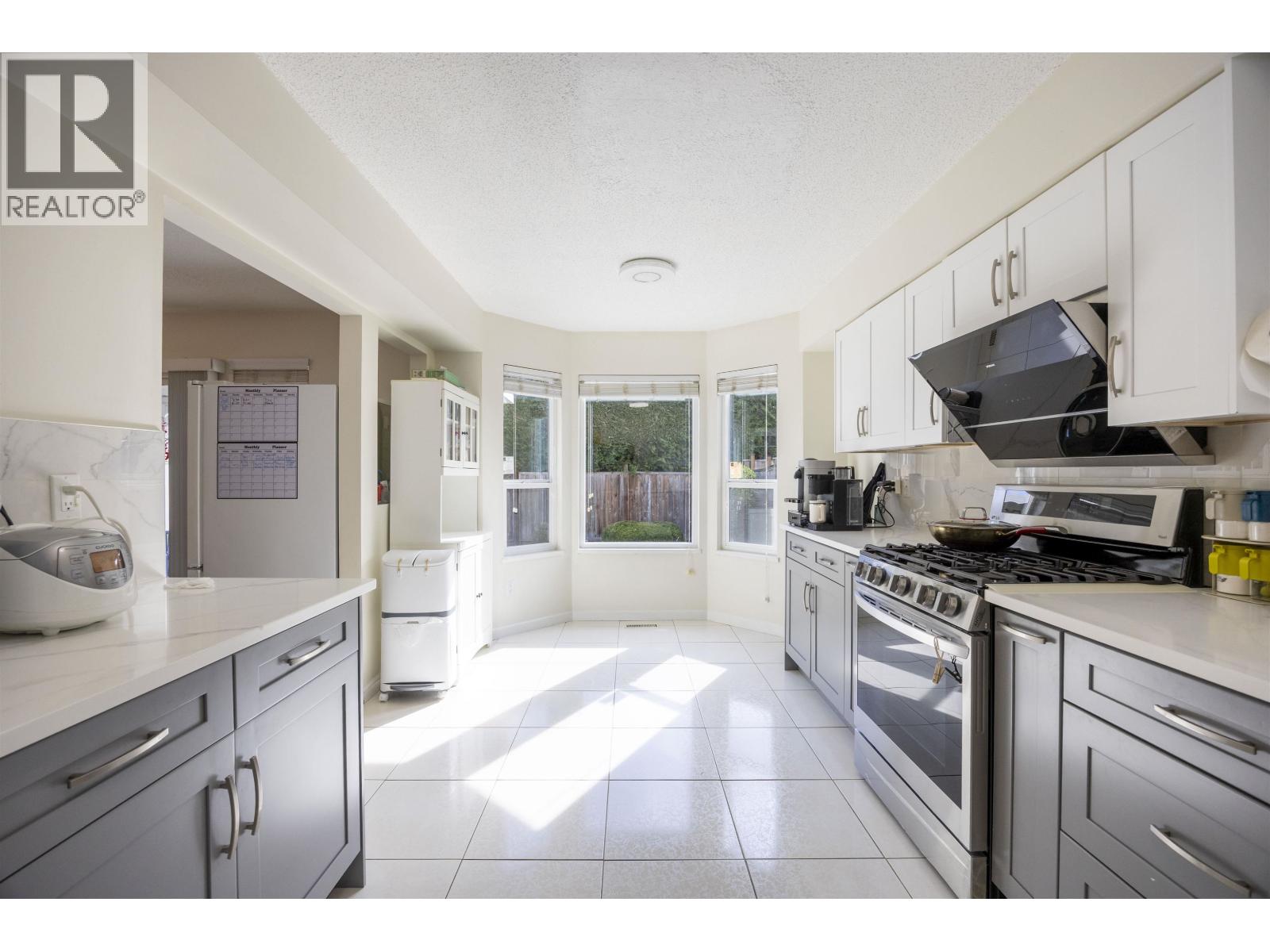 8366 Dayton Court, Richmond, British Columbia  V6Y 3H6 - Photo 3 - R3110880