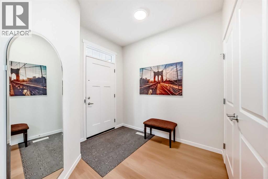 332 Magnolia Crescent SE, Calgary, Alberta  T3M 3M8 - Photo 3 - A2300061