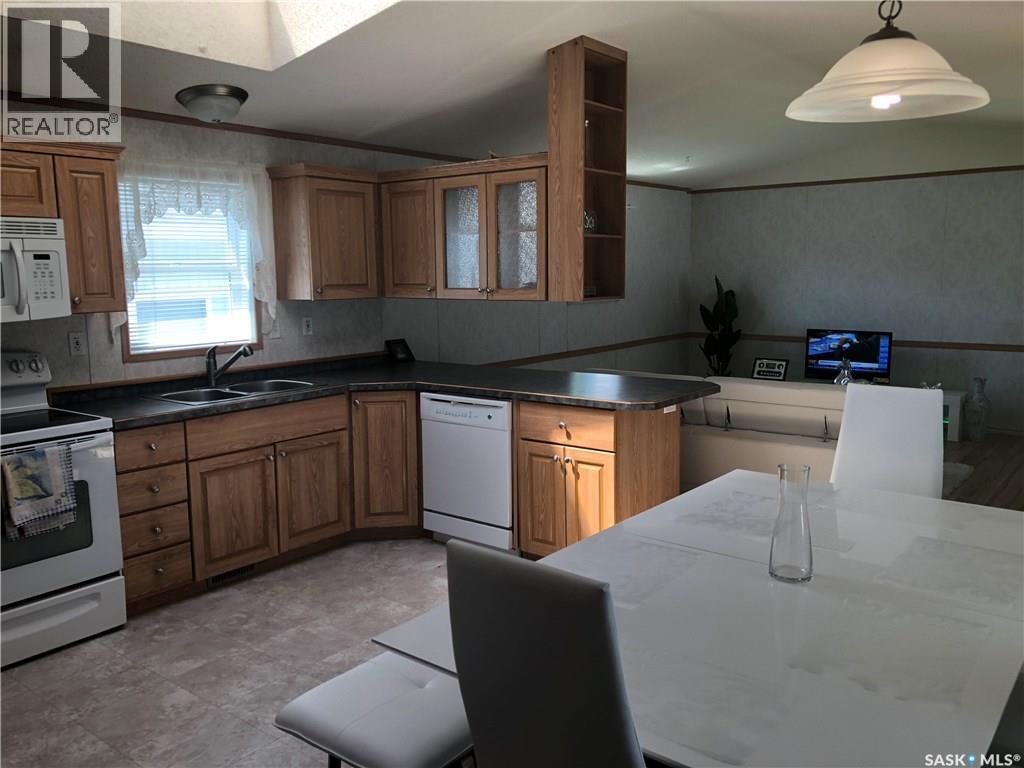 214 14th Street, Humboldt, Saskatchewan  S0K 2A0 - Photo 15 - SK032835