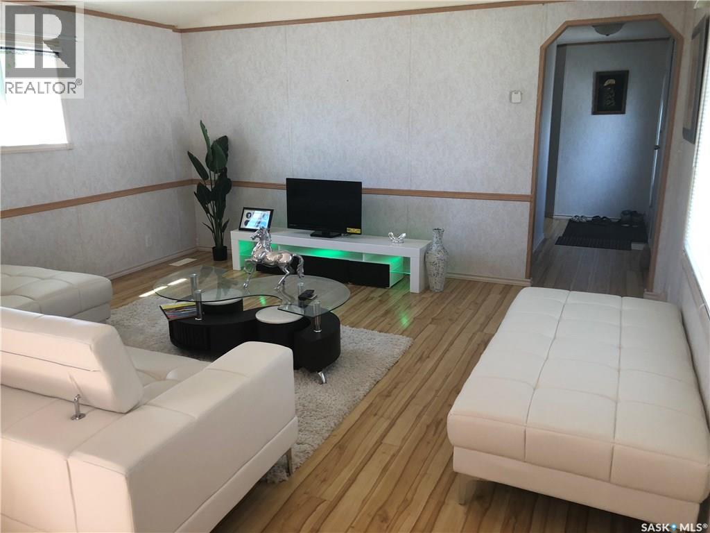 214 14th Street, Humboldt, Saskatchewan  S0K 2A0 - Photo 18 - SK032835