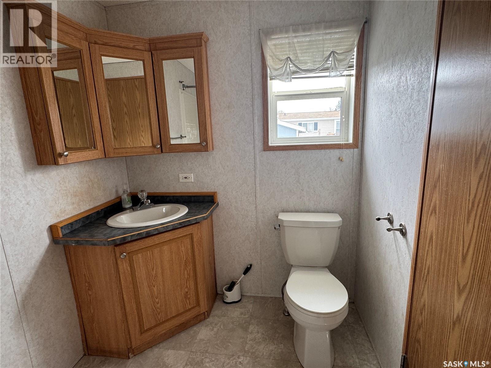 214 14th Street, Humboldt, Saskatchewan  S0K 2A0 - Photo 26 - SK032835