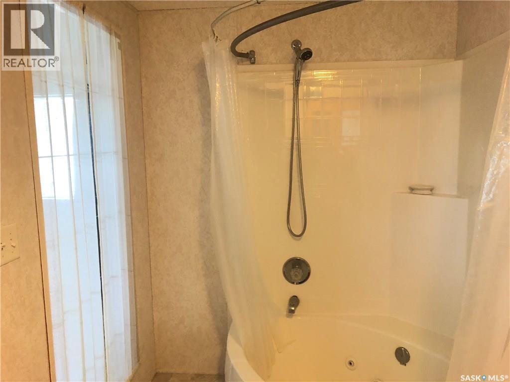 214 14th Street, Humboldt, Saskatchewan  S0K 2A0 - Photo 28 - SK032835