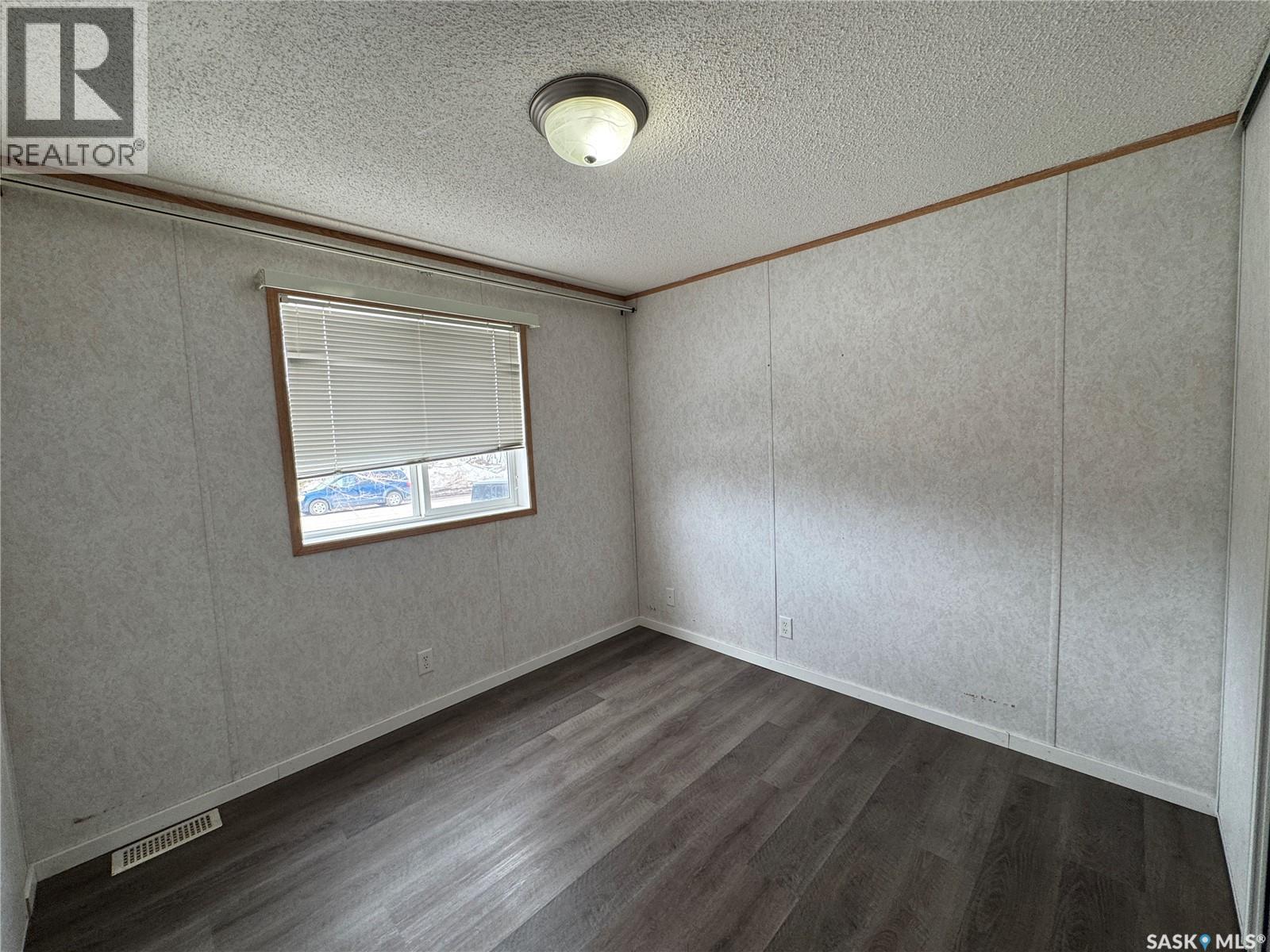 214 14th Street, Humboldt, Saskatchewan  S0K 2A0 - Photo 35 - SK032835